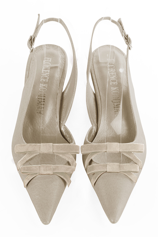 Champagne white women's open back shoes, with a knot. Pointed toe. Low comma heels. Top view - Florence KOOIJMAN
